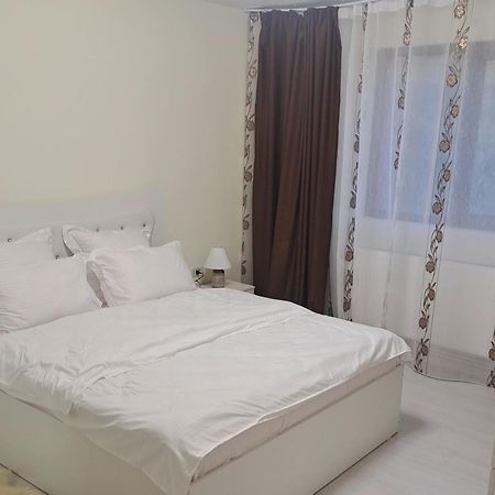 Apartament Teo ยาช ภายนอก รูปภาพ